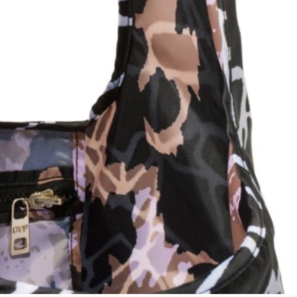 DVF Target Reversible/Reusable Bag - Cracked Glass/Leopard Print - NEW w/tags - Picture 5 of 5